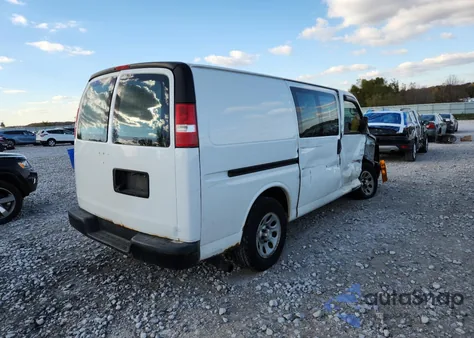 2013 Chevrolet Express G1500 z USA, uszkodzony, nr VIN 1GCSGAFX4D1170196